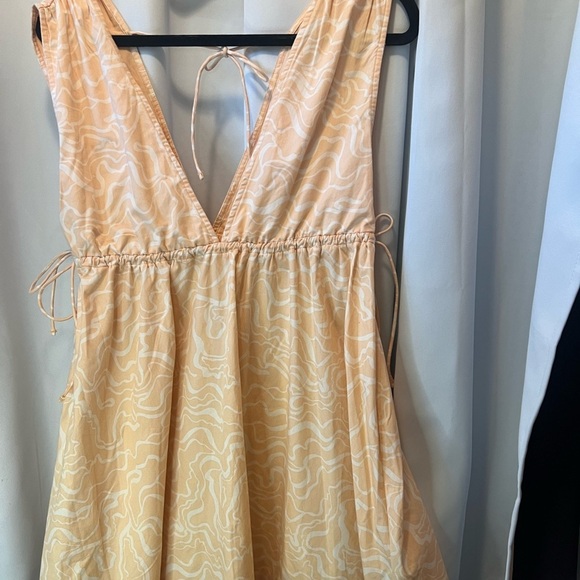 Abercrombie & Fitch Babydoll Poplin Peach Tie Back Dress - Picture 5 of 10